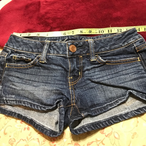 American Eagle Shorts - Picture 3 of 3